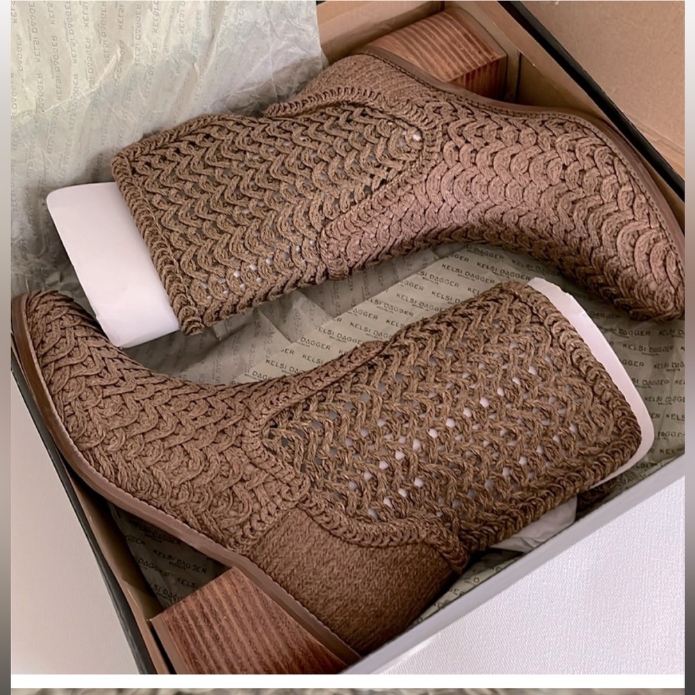 KELSI DAGGER BROOKLYN
EMERY WOVEN BOOTS - Picture 8 of 9